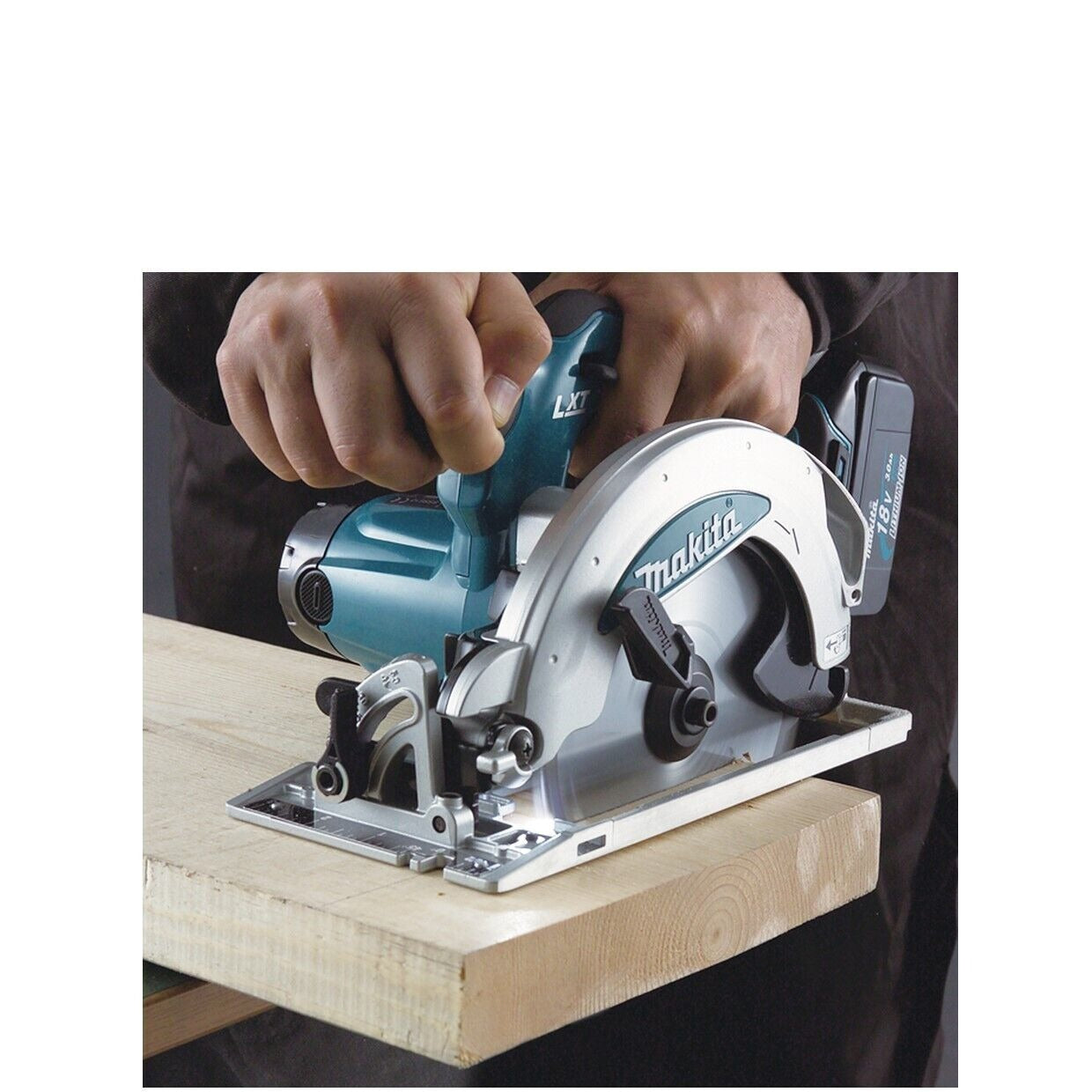 Makita Circular Saw DSS610Z action side