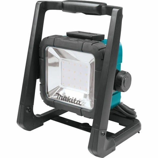 Makita DML805 2 18v or 240V Li-Ion LED Worklight Body only Silver